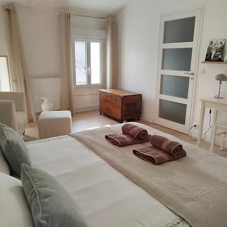 Frühstückspension D'hotes La Cour Charentaise Mortagne-sur-Gironde